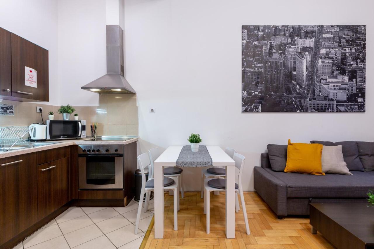 Dowtown Home In The Gozsdu Garden Budapest Exterior foto